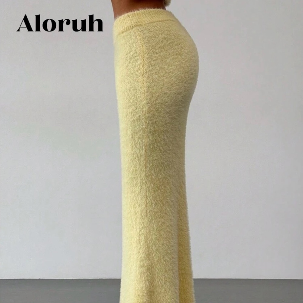 SHEIN Soft Yellow Maxi Skirt